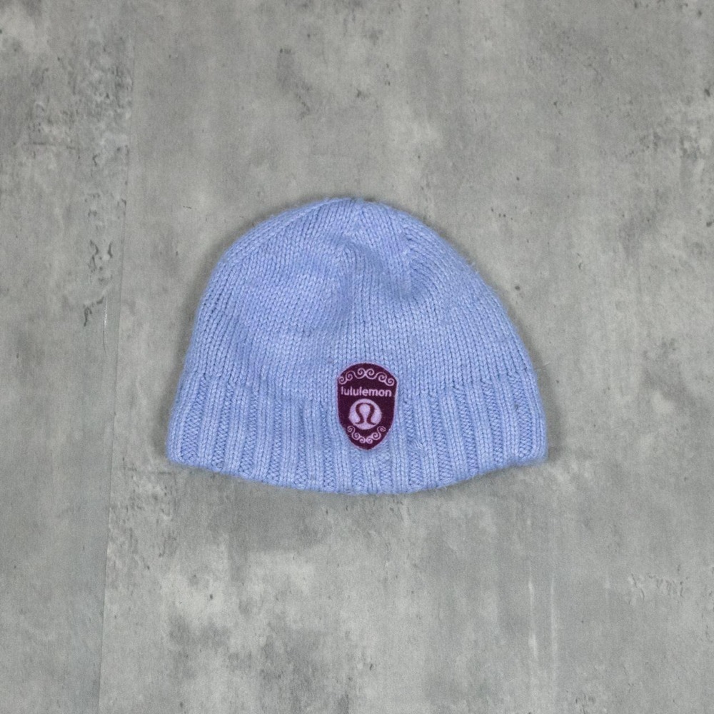 Vintage VTG Y2K 2000's Lululemon Purple Knitted Toque Beenie